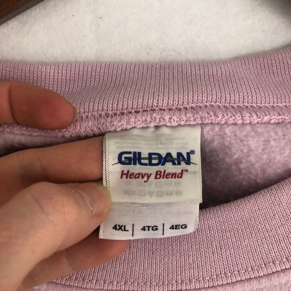 Gildan Women's Size 4XL Pink Camper Queen Classy Sassy Crewneck Sweatshirt - Picture 9 of 12